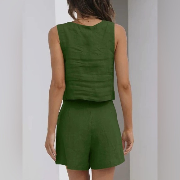 Square Neck Tank and Shorts Set - Picture 4 of 12